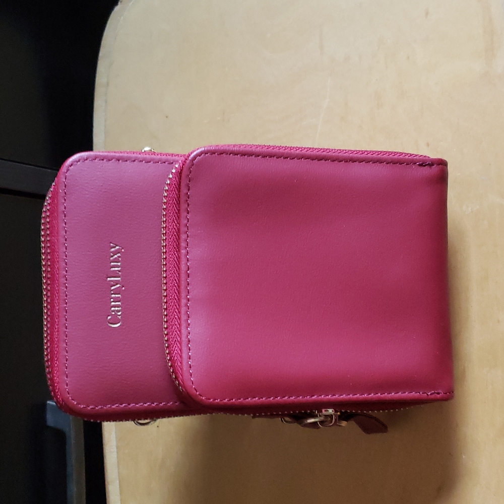 CarryLuxy